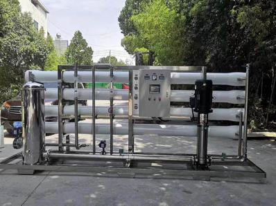 純水設(shè)備操作應(yīng)注意哪些事項(xiàng)